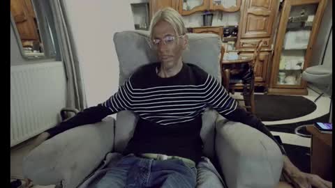 jeff online show from October 3, 2025, 12:35 pm