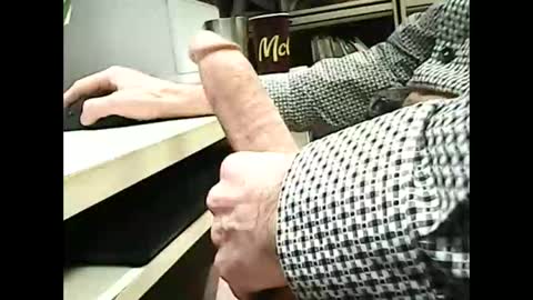 Snapshot of 01quebecboy69 chatting on March 19, 2026, 7:29 pm 01quebecboy69 online show from March 19, 2026, 7:29 pm