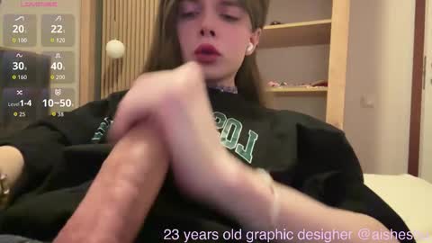 Aishe online show from October 31, 2025, 3:51 am