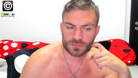 Snapshot of 10in_deluxe chatting on December 3, 2024, 8:38 am 10in_deluxe online show from December 3, 2024, 8:38 am