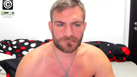 Snapshot of 10in_deluxe chatting on December 4, 2024, 7:39 am 10in_deluxe online show from December 4, 2024, 7:39 am