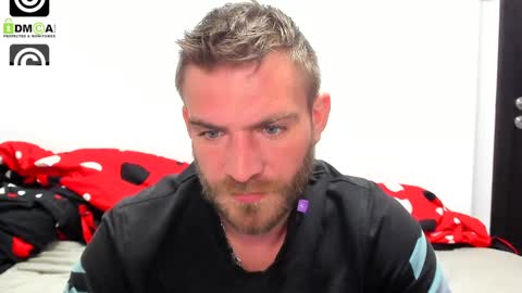 Snapshot of 10in_deluxe chatting on December 6, 2024, 4:28 pm 10in_deluxe online show from December 6, 2024, 4:28 pm