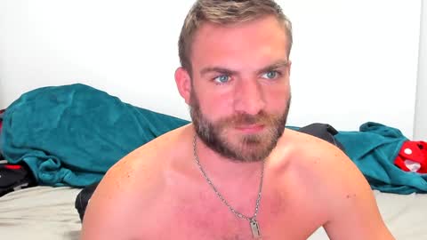 Snapshot of 10in_deluxe chatting on December 15, 2024, 8:52 am 10in_deluxe online show from December 15, 2024, 8:52 am