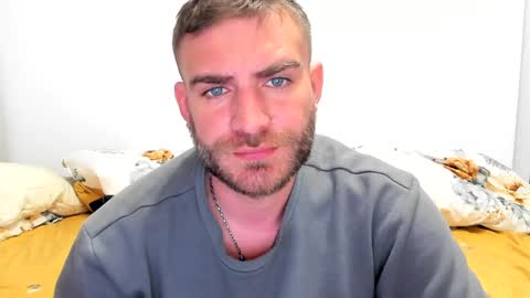 Snapshot of 10in_deluxe chatting on January 16, 2025, 7:49 am 10in_deluxe online show from January 16, 2025, 7:49 am