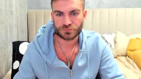 Snapshot of 10in_deluxe chatting on January 26, 2025, 8:36 am 10in_deluxe online show from January 26, 2025, 8:36 am