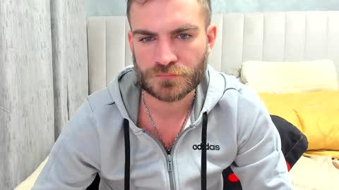 Snapshot of 10in_deluxe chatting on January 29, 2025, 8:40 am 10in_deluxe online show from January 29, 2025, 8:40 am