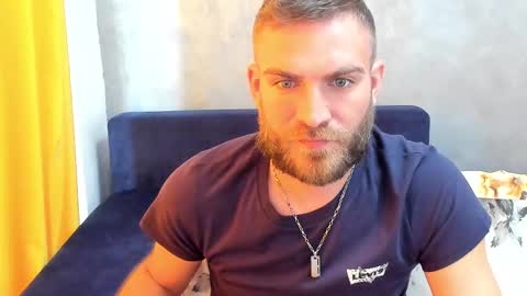 Snapshot of 10in_deluxe chatting on March 7, 2025, 9:40 am 10in_deluxe online show from March 7, 2025, 9:40 am