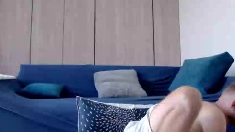 Snapshot of 10in_deluxe chatting on October 17, 2025, 7:11 am 10in_deluxe online show from October 17, 2025, 7:11 am