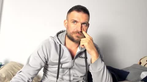 10in_deluxe online show from April 21, 2026, 2:37 am