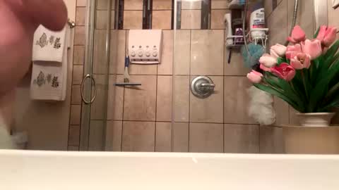 12sil online show from March 18, 2026, 1:03 pm