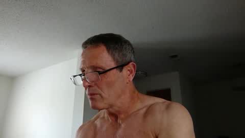 Snapshot of 13glanmorfa chatting on February 27, 2025, 8:42 pm 13glanmorfa online show from February 27, 2025, 8:42 pm