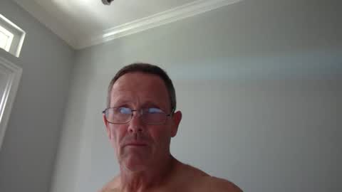 Snapshot of 13glanmorfa chatting on September 28, 2025, 6:24 pm 13glanmorfa online show from September 28, 2025, 6:24 pm