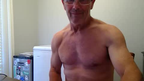 Snapshot of 13glanmorfa chatting on October 16, 2025, 8:21 pm 13glanmorfa online show from October 16, 2025, 8:21 pm