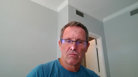 Snapshot of 13glanmorfa chatting on November 10, 2025, 2:38 pm 13glanmorfa online show from November 10, 2025, 2:38 pm