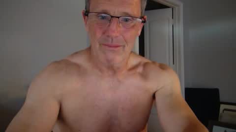 Snapshot of 13glanmorfa chatting on February 10, 2026, 10:36 pm 13glanmorfa online show from February 10, 2026, 10:36 pm