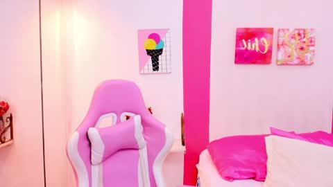 Scarlette  online show from December 30, 2024, 4:40 pm