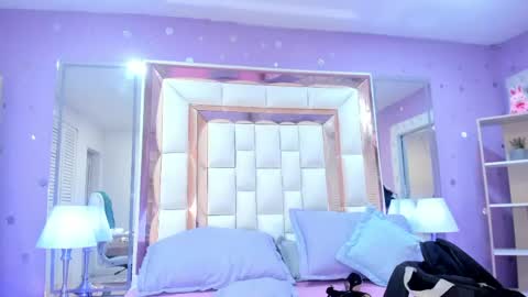 Scarlette  online show from April 23, 2026, 3:08 am