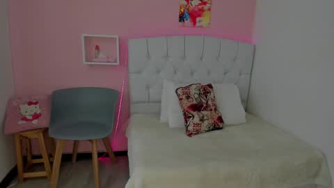 18candy online show from December 31, 2024, 3:42 pm