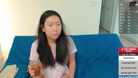 Tong  Ralph online show from November 11, 2025, 12:54 am