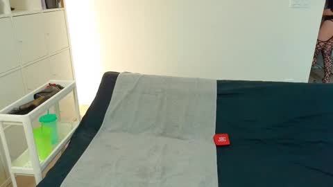 Tong  Ralph online show from March 4, 2026, 1:55 am