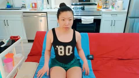 Tong  Ralph online show from June 7, 2026, 1:21 am