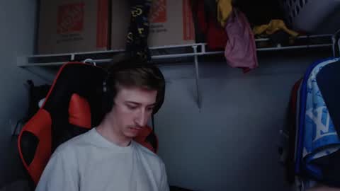 18str8igcock online show from January 12, 2025, 4:21 am