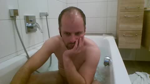 berni online show from March 28, 2026, 7:57 pm