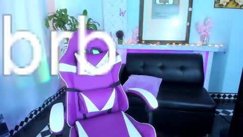 stef read my description online show from March 11, 2025, 3:56 pm