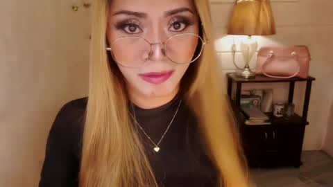 angel online show from December 29, 2024, 8:58 pm