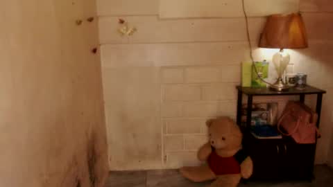 angel online show from February 24, 2025, 9:31 pm