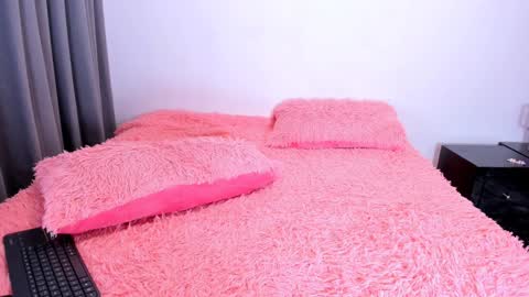 Hello soy bonnie  online show from January 28, 2025, 12:47 am