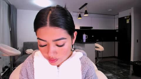 Hello soy bonnie  online show from September 12, 2025, 1:49 am