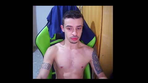 1good_vibes1 online show from March 10, 2025, 9:21 am