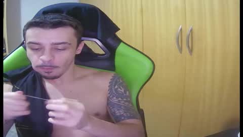 1good_vibes1 online show from January 18, 2026, 4:27 am