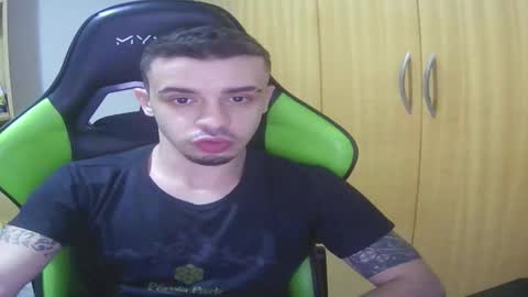 1good_vibes1 online show from February 15, 2026, 4:31 am