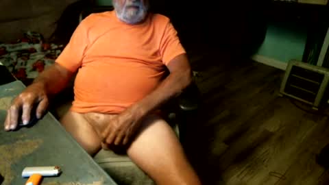 Snapshot of 1handyanddee chatting on July 29, 2026, 2:32 am 1handyanddee online show from July 29, 2026, 2:32 am