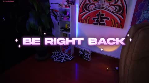 1hannamontana online show from April 21, 2026, 1:42 am