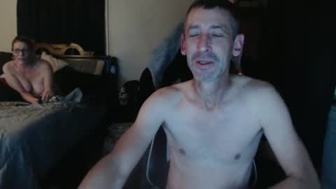 1hotcouple2c online show from May 23, 2026, 7:56 am