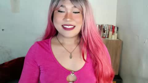 1lovelymess online show from April 6, 2026, 1:58 am