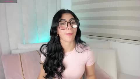  . online show from September 25, 2025, 9:18 pm