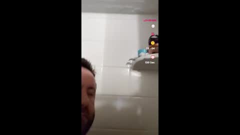 Snapshot of 1machine1guy chatting on December 1, 2025, 12:32 pm Clay online show from December 1, 2025, 12:32 pm