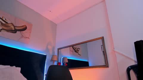               online show from February 7, 2025, 10:30 pm