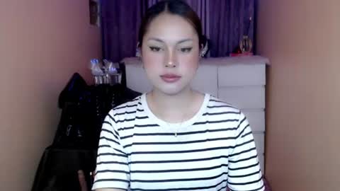 Snapshot of 1miracle_tranny chatting on July 8, 2026, 5:23 am 1miracle_tranny online show from July 8, 2026, 5:23 am