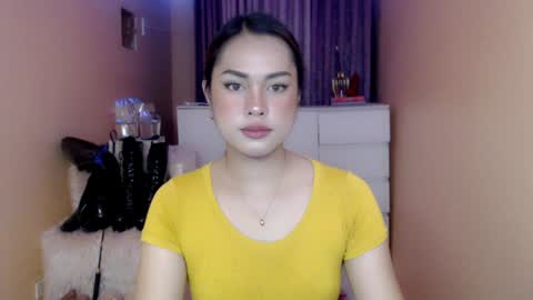 Snapshot of 1miracle_tranny chatting on July 16, 2026, 5:57 am 1miracle_tranny online show from July 16, 2026, 5:57 am