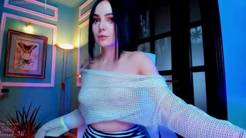 Moona  online show from February 4, 2025, 12:00 pm