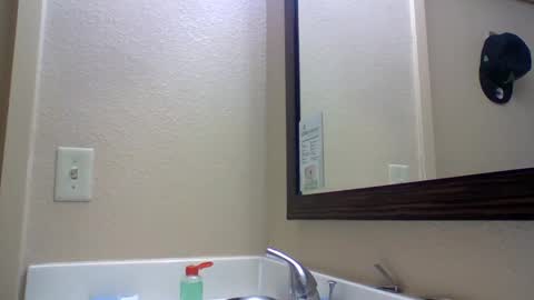 TheShyOne18 online show from February 13, 2026, 5:09 pm