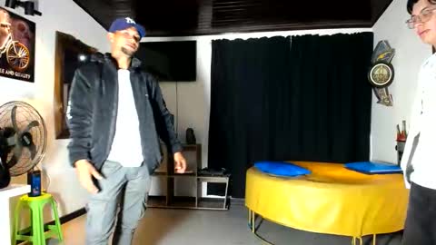 Snapshot of 1pushman chatting on June 8, 2026, 11:32 am pushman online show from June 8, 2026, 11:32 am