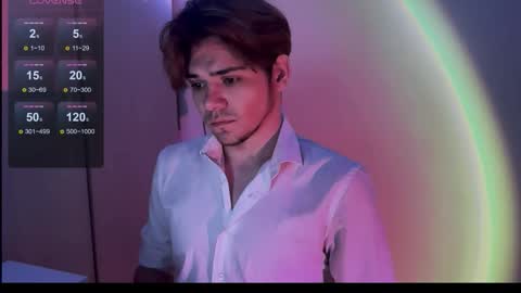 1roberttt online show from October 6, 2025, 9:01 pm