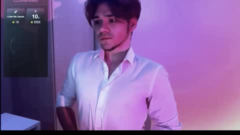 1roberttt online show from October 28, 2025, 9:28 pm