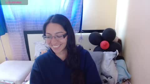 paola online show from February 21, 2025, 4:37 pm